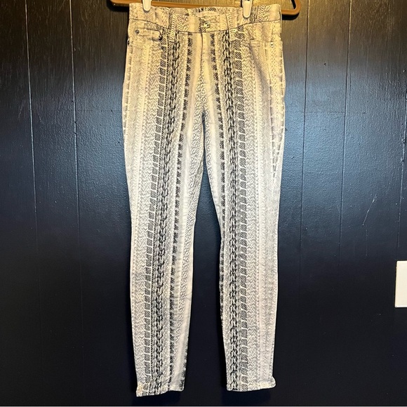 7 For All Mankind Denim - 7 for all Mankind Snake skin print Jeans Size 27